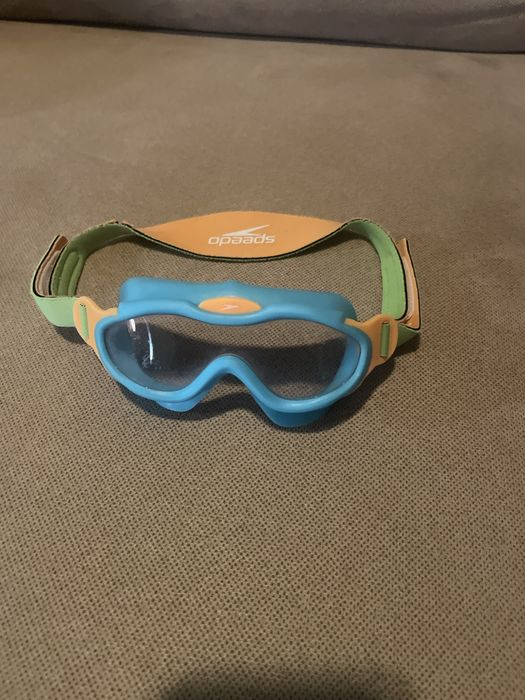 Очила за плуване speedo