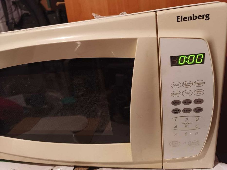 Продам микроволновку Elenberg