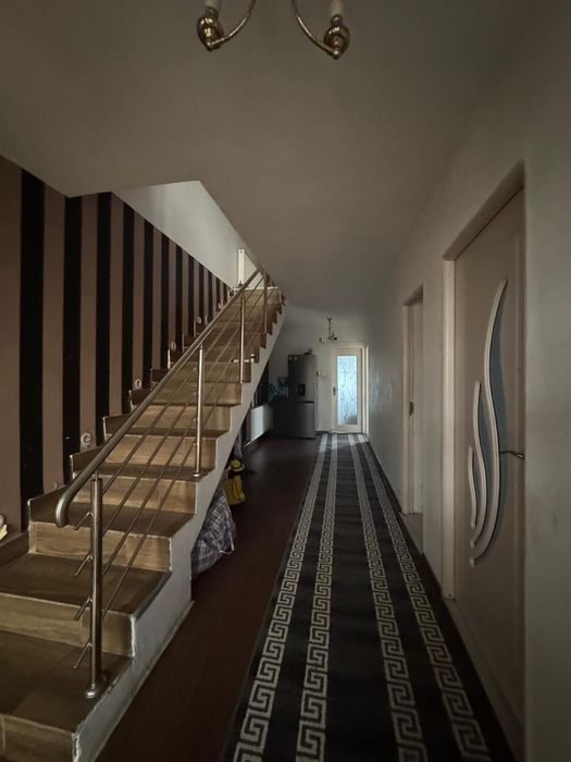 Vând Casa 178000€