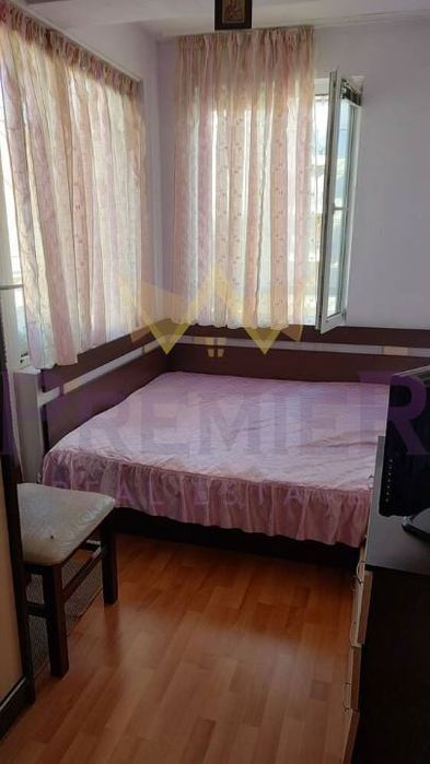 Дава се под наем Тристаен апартамент в Варна, Автогара - 65 кв.м за 484.5 € - Снимка #3