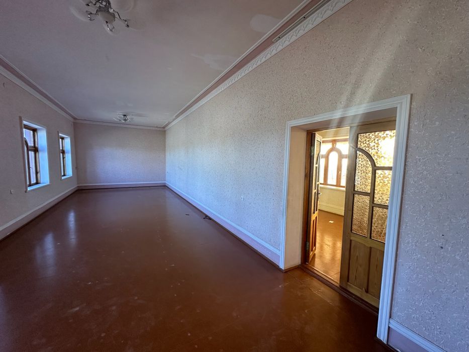 Denov tuman Daxana mahallada hovli sotiladi