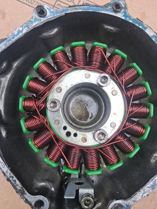 Dezmembrez suzuki gsxr srad 600