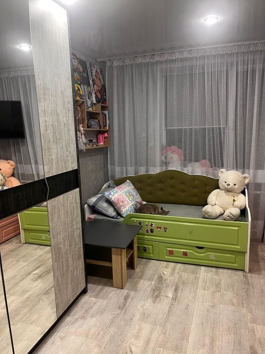 Продам две детские кроватки