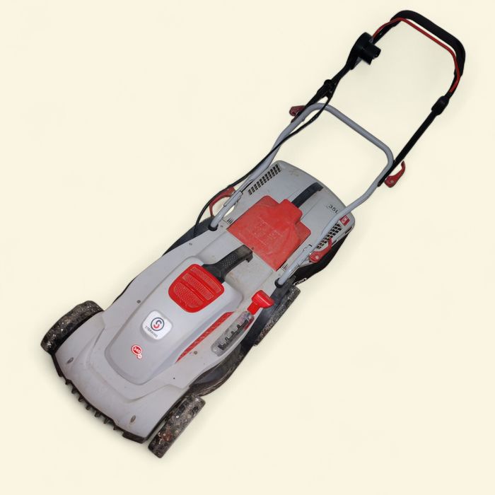 Mașina de tuns iarba/cositoare electrică 1400W  STERWINS
