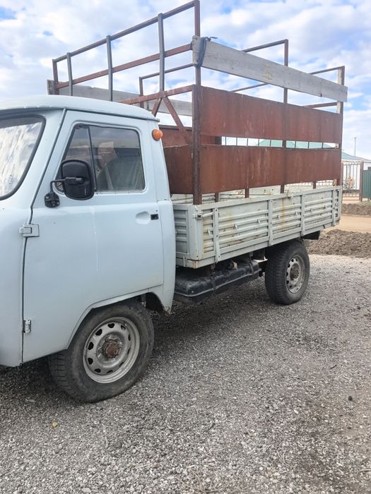 Бортовой уаз продам