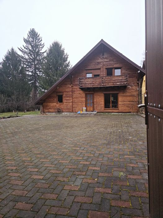 Cabana de inchiriat-valea Avrigului