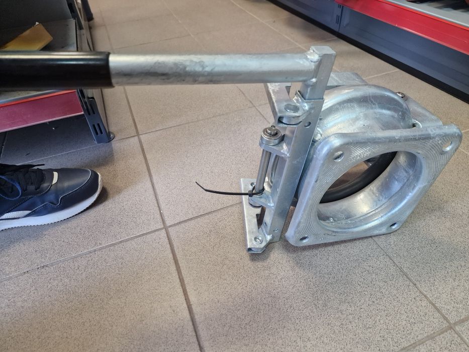 Cupla vidanja cu flansa 6 toli import Italia preț 980 lei se poate tri
