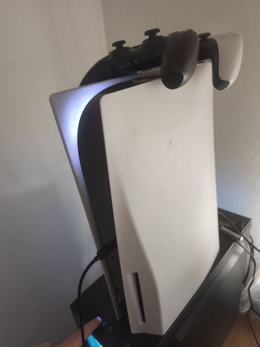 Playstation 5 disk edition+ 2 джойстика