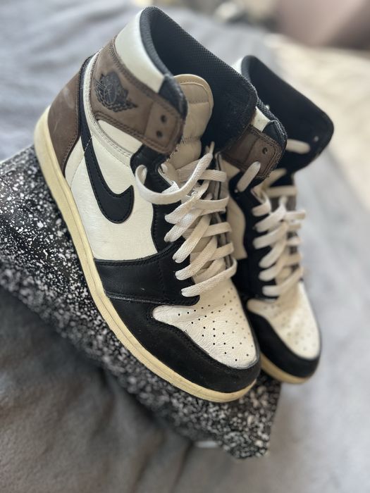 Маратонки Jordan 1 Moka р-р 43