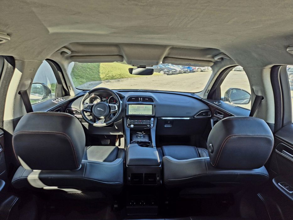 Vând Jaguar Fpace Black Edițion 2020