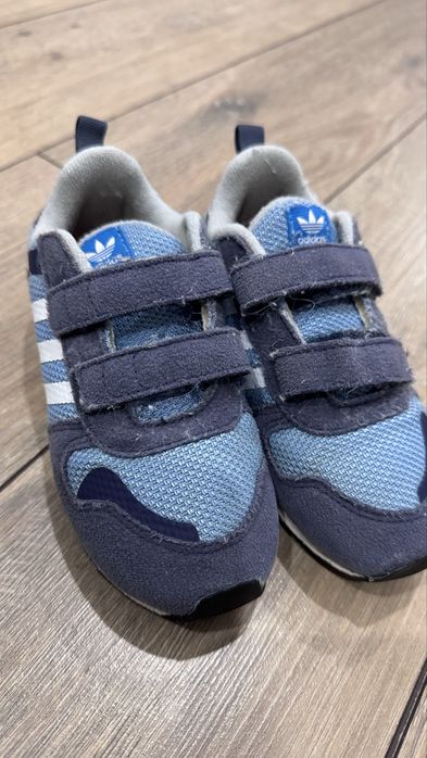 Кроссовки адидас оригинал