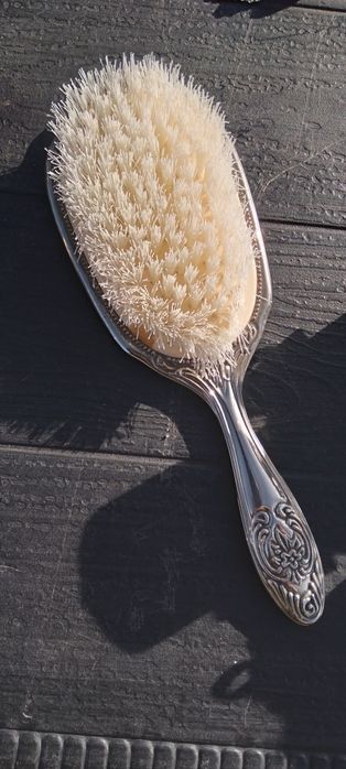 Perie de par placata