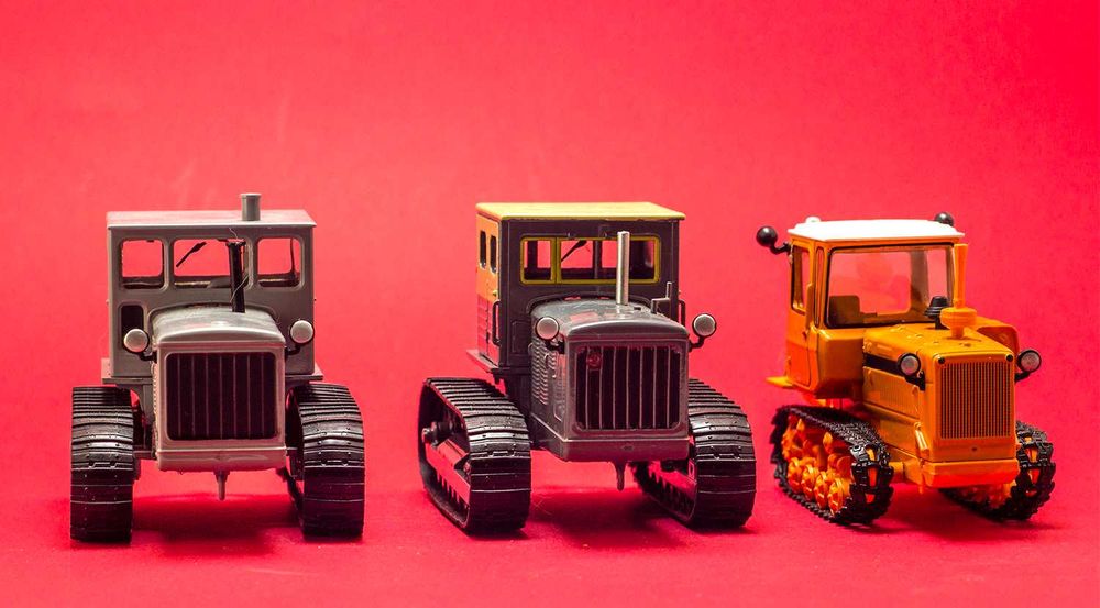 Игрушечная модель трактора ЛТЗ-155 и не только! Масштаб 1:43.