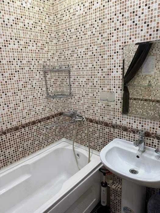 СРОЧНОЕ Сдаётся кв Туран станция метро 2/3/9 ро-н Сергели-2 !!