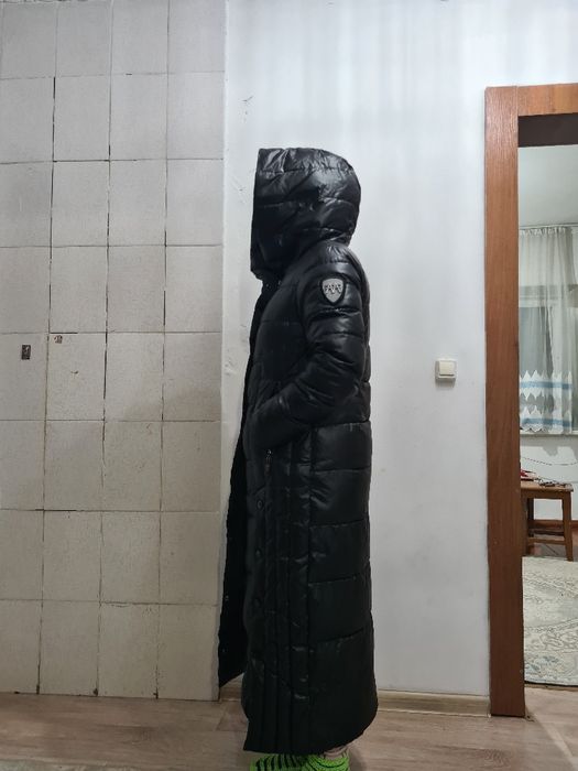 Продам куртку в отличном состояние