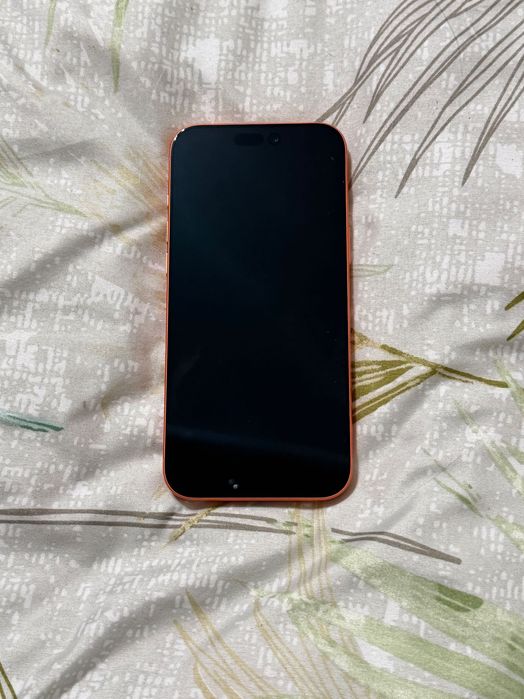 Vând iPhone 17 pro max nou la cutie