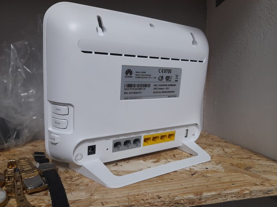 Router wireless nou