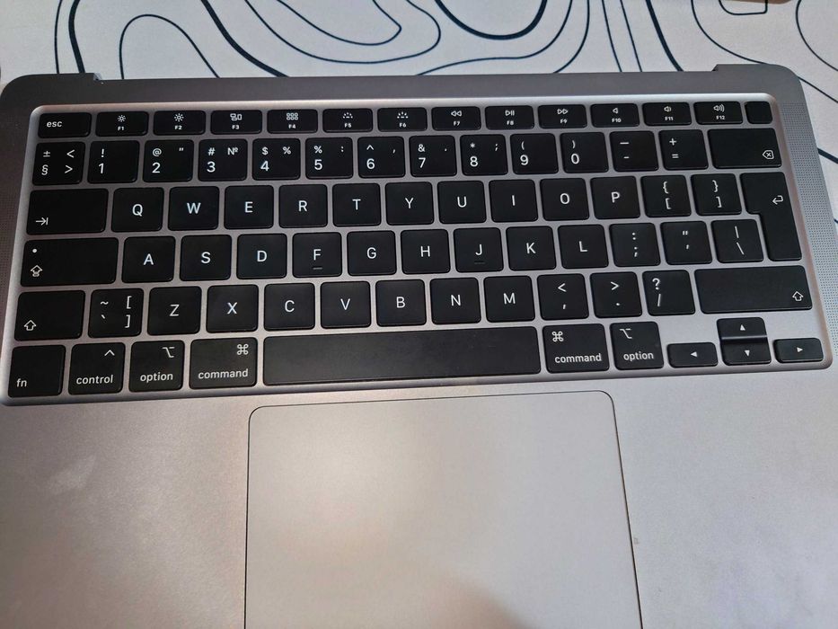 MacBook Air 13" 2020 на запчасти