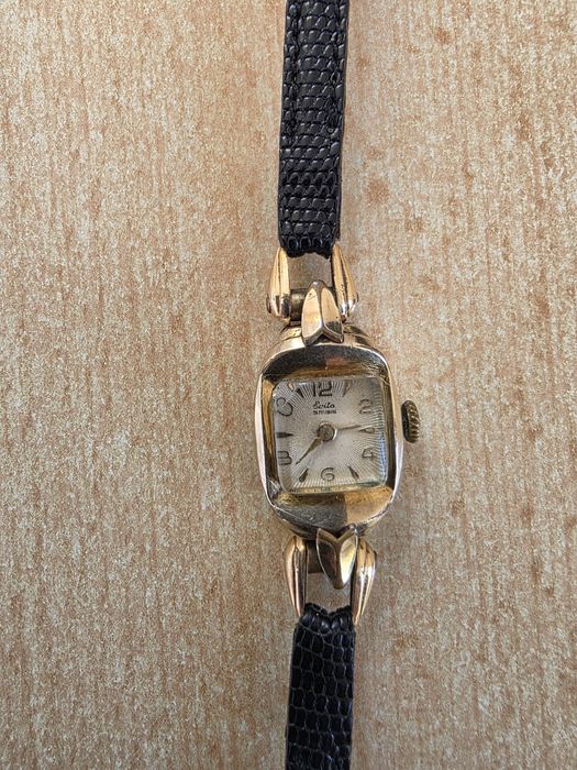 Ceasuri dama vintige