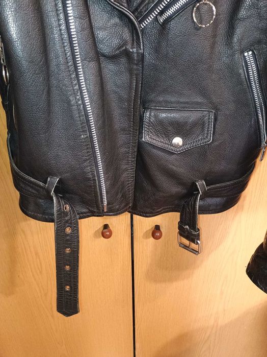 Рокерско кожено яке