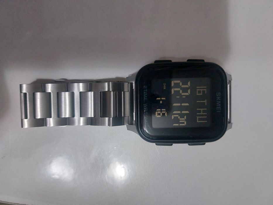 Электронные часы