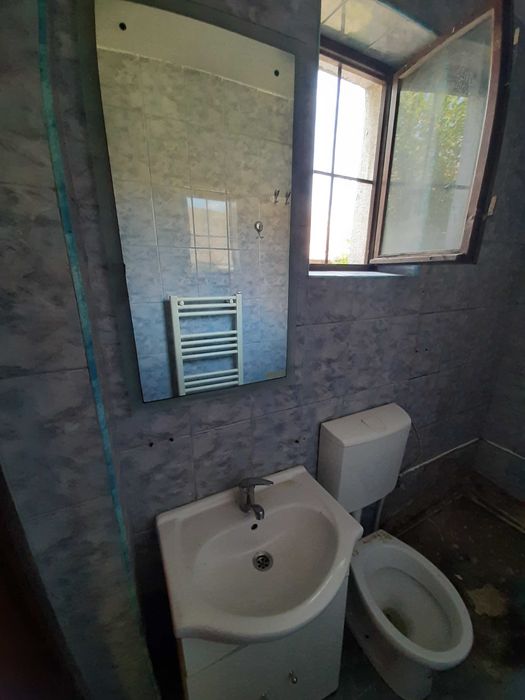 Casă de închiriat cu gospodărie în comuna Gilău!
