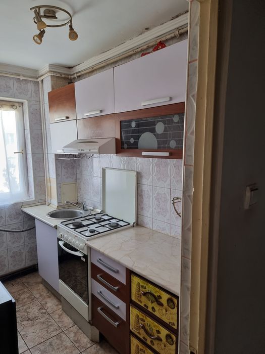 Vând apartament 2 camere utilat și mobilat