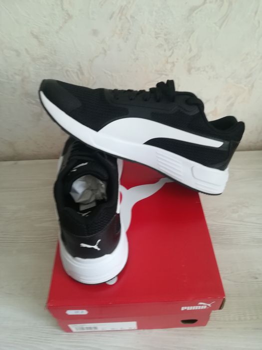 Продавам маратонки Пума