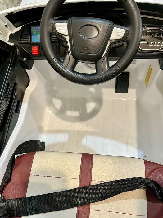 Продам Машинку детскую