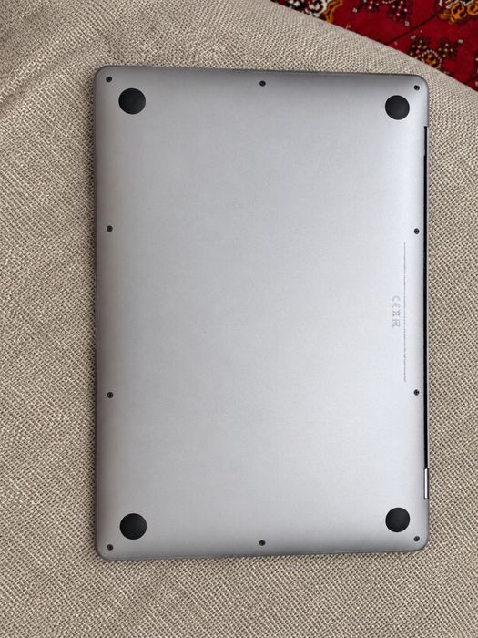 Macbook air 13 M1 2020 на запчасти