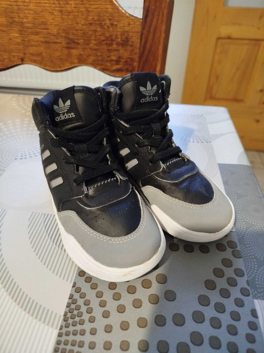 Маратонки Адидас