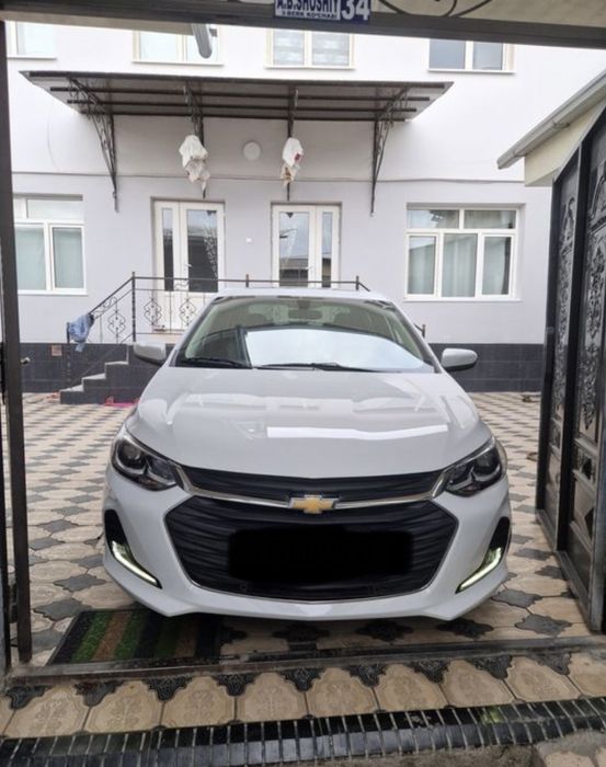 Onix premier 2 + 6 pozitsya tozza