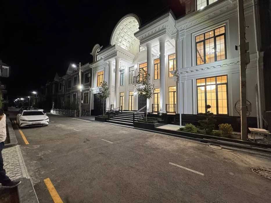 Евродом сдаётся в аренду на Никитина, Максим Горький шикарная Классика