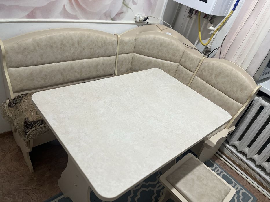 Продам кухонную зону