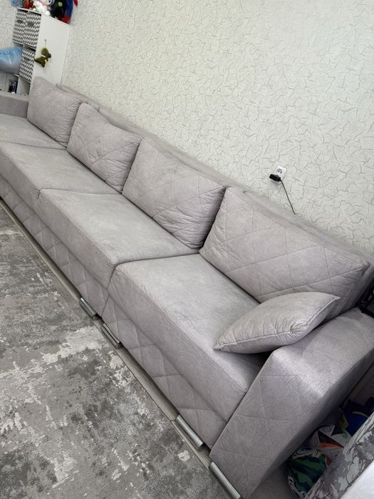 Продам диван в хорошем состоянии