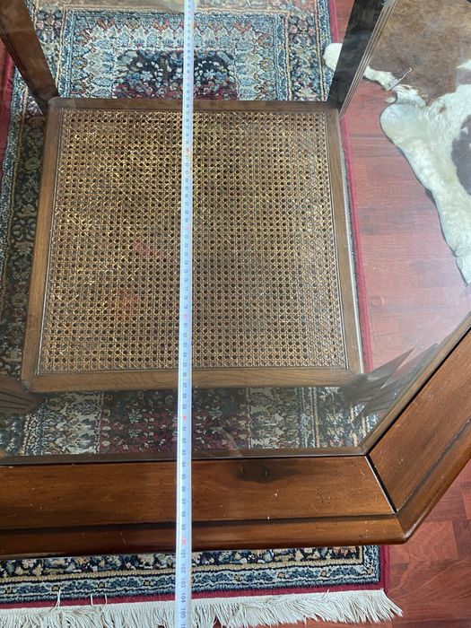 Продавам ретро маса