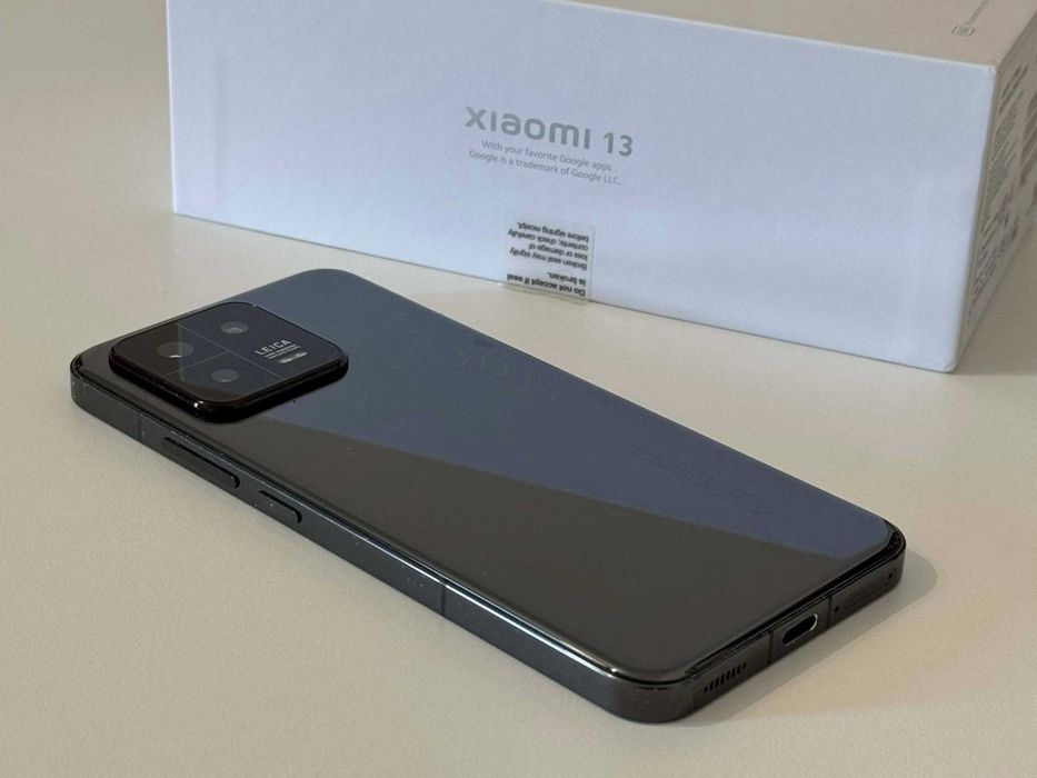 Бартер! Xiaomi 13 256/8GB Black (Черен)