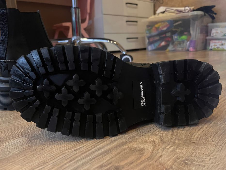 Боти Karl Lagerfeld