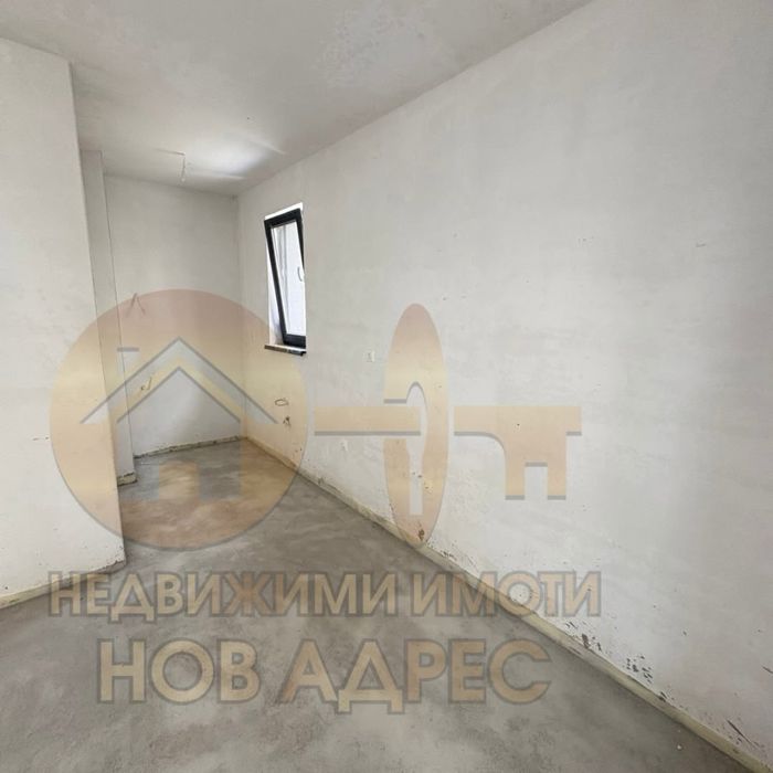 Продава се Двустаен апартамент в Търговище, Център - 55 кв.м за 1310 €/кв.м - Снимка #3