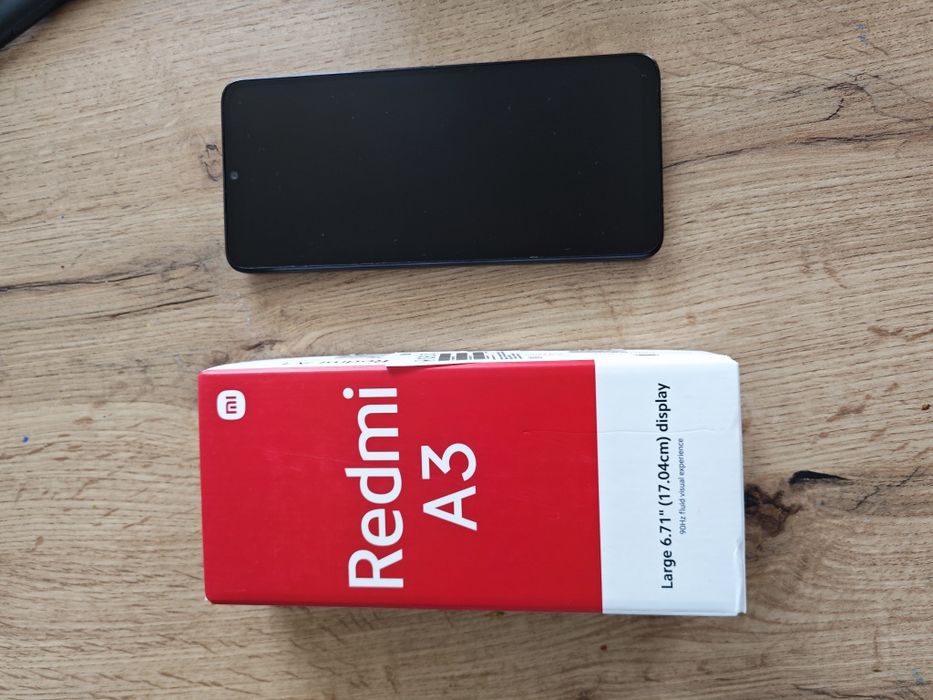 Продавам Xiaomi Redmi A3 .