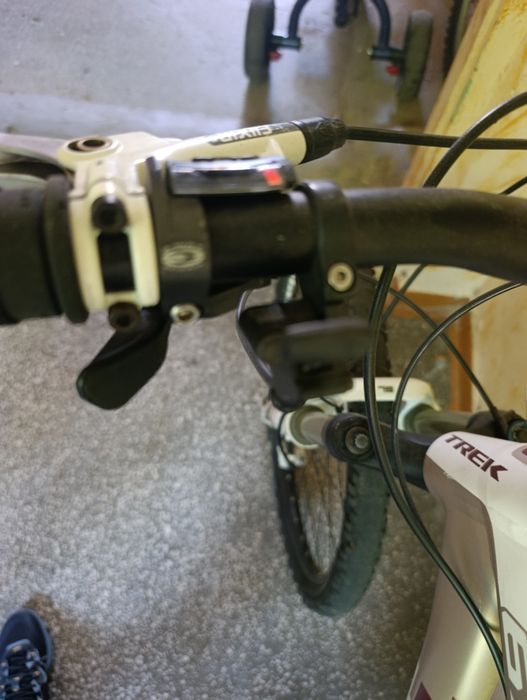 Vând bicicleta montanbike