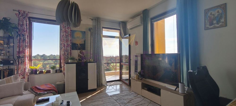 Продава се Тристаен апартамент в Балчик - 118 кв.м за 823 €/кв.м - Снимка #2