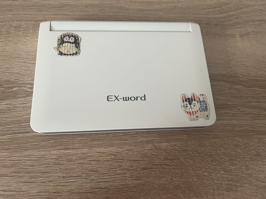 Продам японский электронный словарь Casio