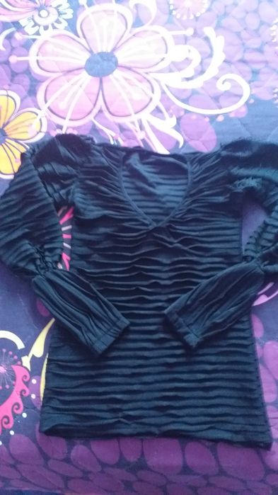 Дамски много красиви блузи, жилетки размер л-хл-25-40лв.