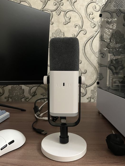 Микрофон Fifine AM8 (Dynamic/RGB/XLR) — Идеально для стримов и игр