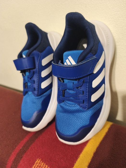 Adidas Cloudfoam 31 (19cm) impecabile
