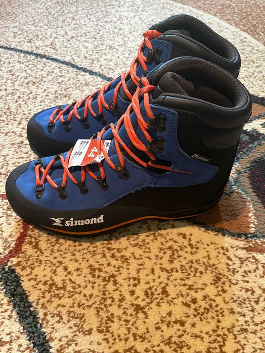 Bocanci barbati alpinism