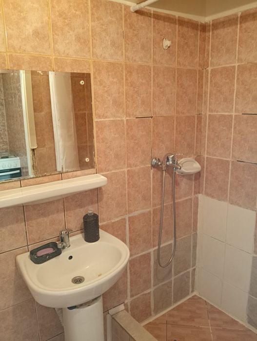 Garsoniera Pitesti etaj 1