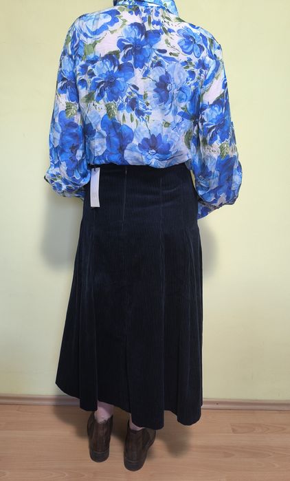 Fustă nouă, catifea reiată, Zara, M