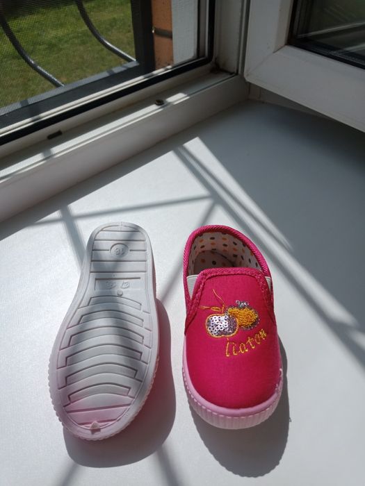 Продам новые кеды